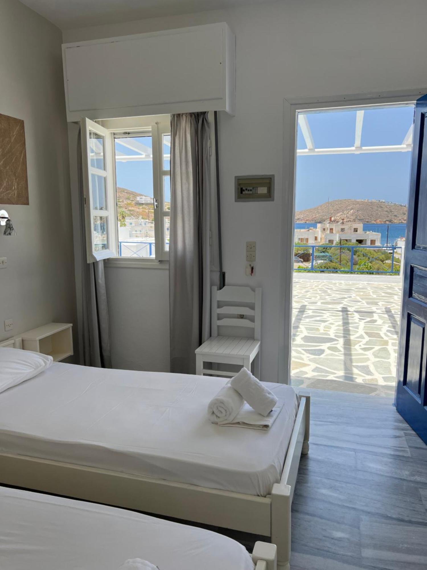 Pension Irene Hotel Иос Хора Екстериор снимка